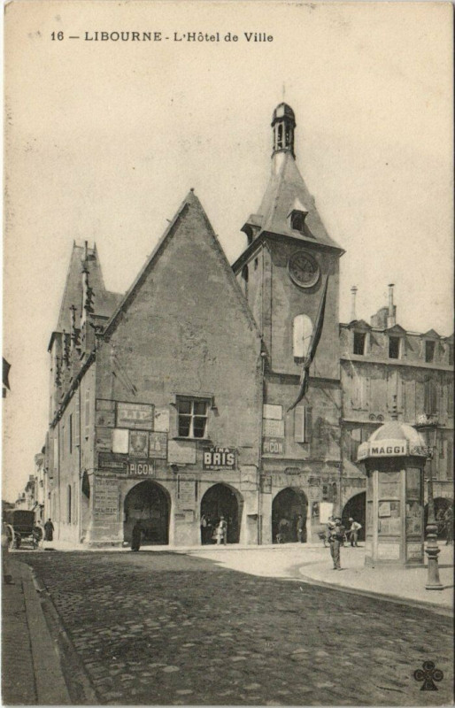 Carte postale ancienne Libourne - L'Hotel de Ville à Libourne