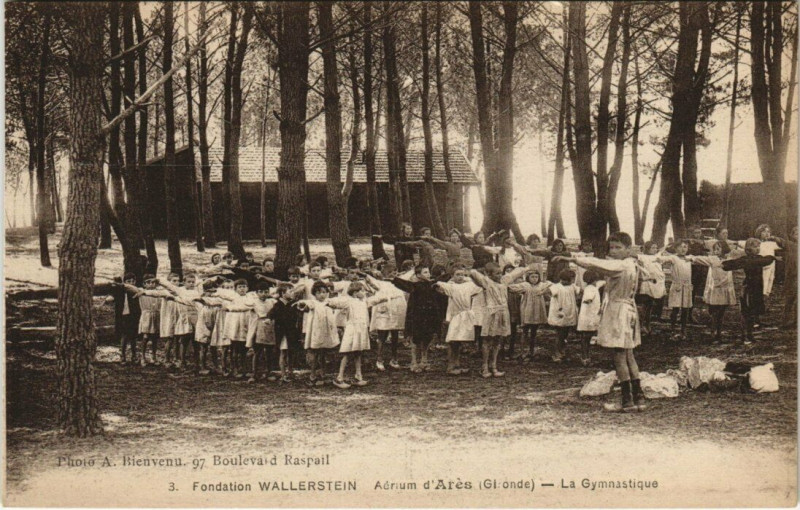 Carte postale ancienne Fodnation Wallerstein - Aérium d'Ares - La Gymnastique