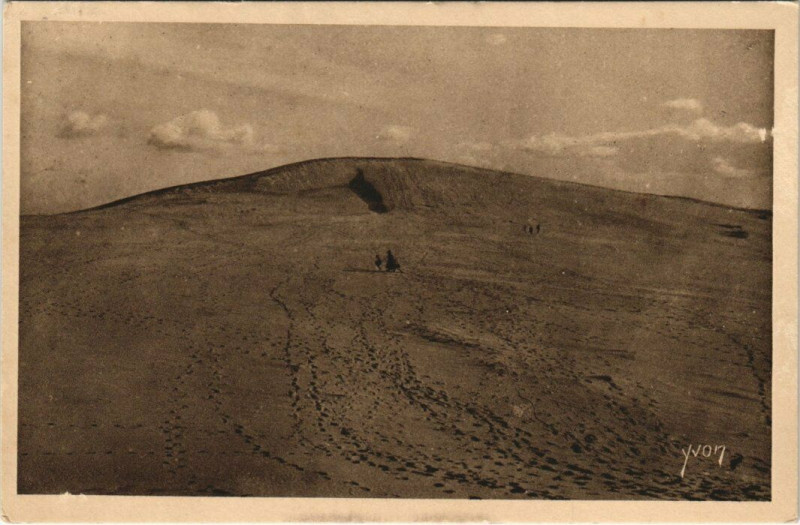 Carte postale ancienne Arcachon - La Grande Dune à Arcachon