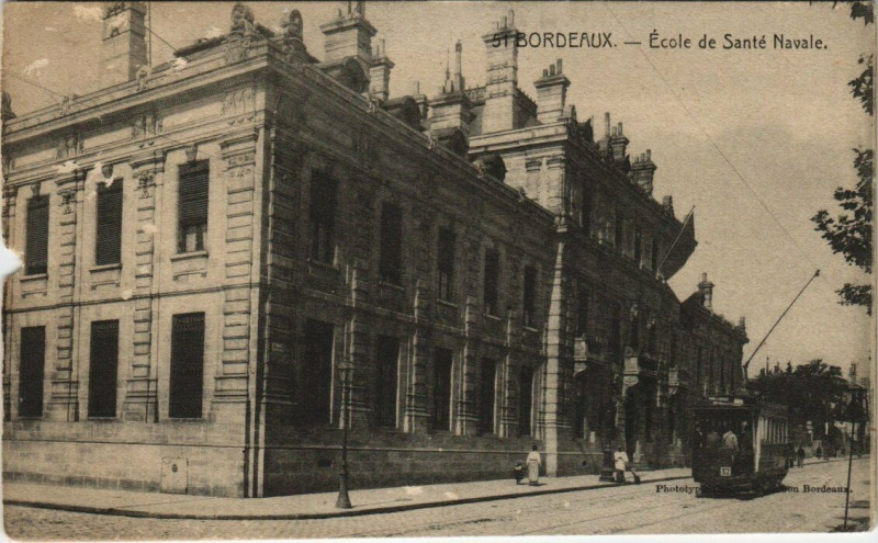 Carte postale ancienne Bordeaux - Ecole de Santé Navale à Bordeaux