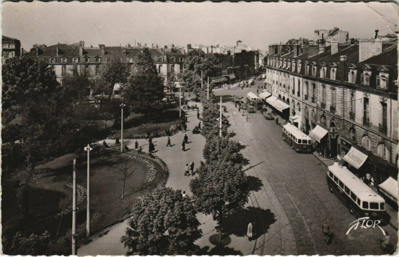 Carte postale ancienne Bordeaux - Place Gambetta à Bordeaux