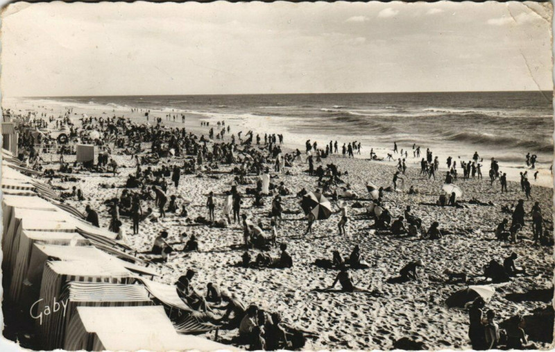 Carte postale ancienne Lacanau-Ocean - La Plage à Lacanau