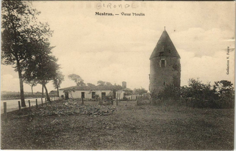 Carte postale ancienne Mestras-Vieux Moulin