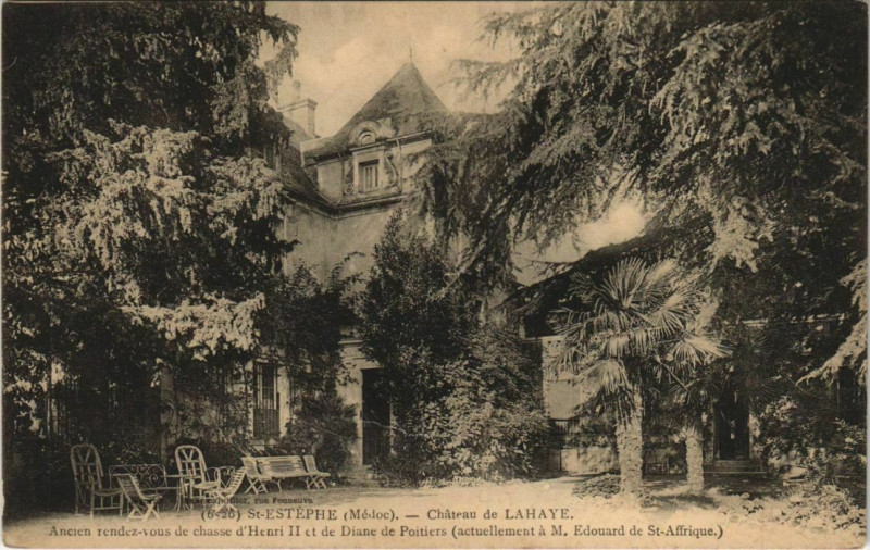 Carte postale ancienne Saint-Estephe-Chateau de Lahaye