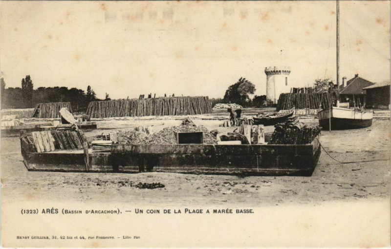 Carte postale ancienne Ares - un coin de la Plage a marée basse à Arès
