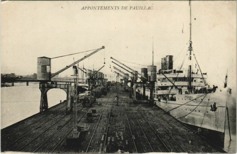 Carte postale ancienne Appontements de Pauillac à Pauillac