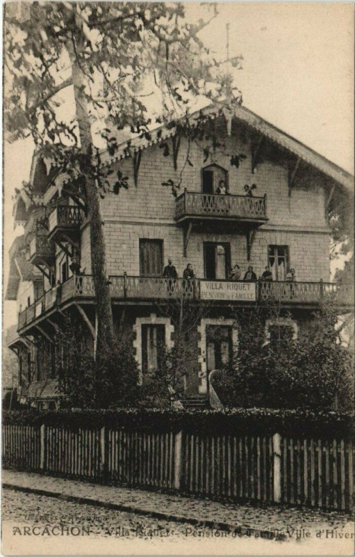 Carte postale ancienne Arcachon-Ville Riquet-Pension de Famille Ville d'Hiver à Arcachon
