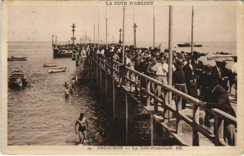 Carte postale ancienne La Jetée Promenade à Arcachon