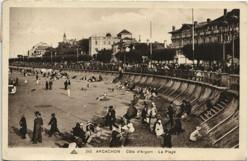 Carte postale ancienne La Plage à Arcachon