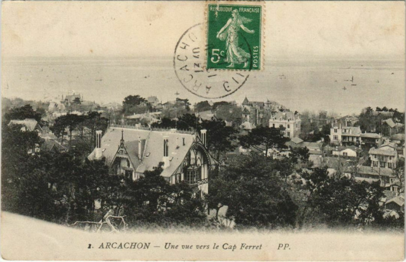 Carte postale ancienne Arcachon-une vue vers le Cap Ferret à Arcachon