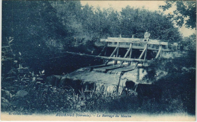 Carte postale ancienne Audenge-Le Barrage du Moulin à Audenge