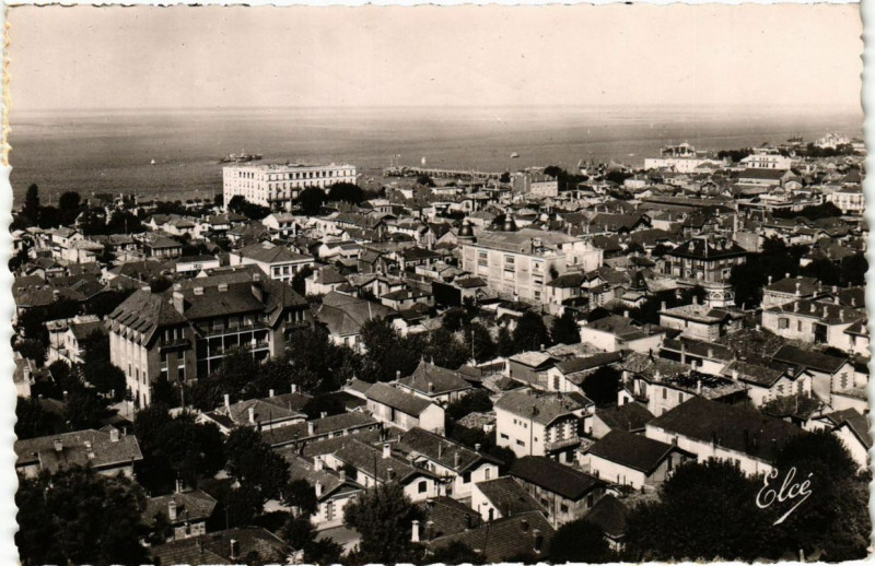Carte postale ancienne Arcachon Vue générale à Arcachon