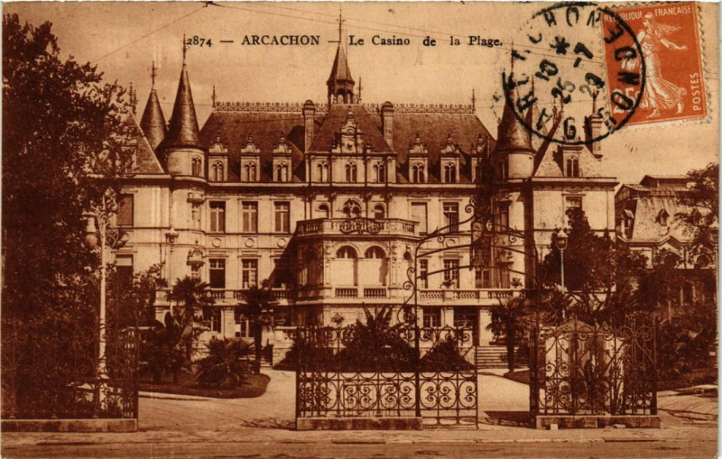 Carte postale ancienne Arcachon Le Casino de la Plage à Arcachon