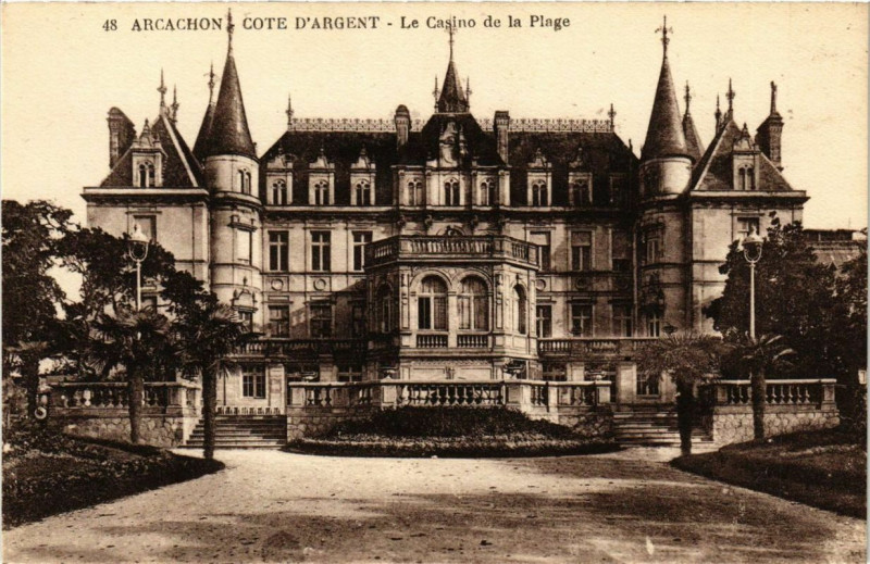 Carte postale ancienne Arcachon Le Casino de la Plage à Arcachon
