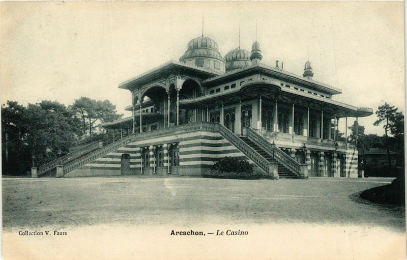 Carte postale ancienne Arcachon Le Casino à Arcachon