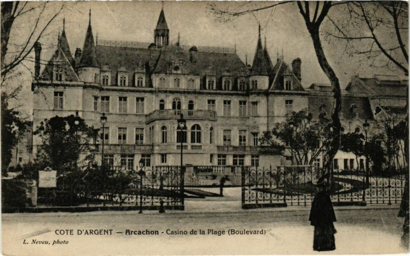 Carte postale ancienne Arcachon Casino de la Plage à Arcachon