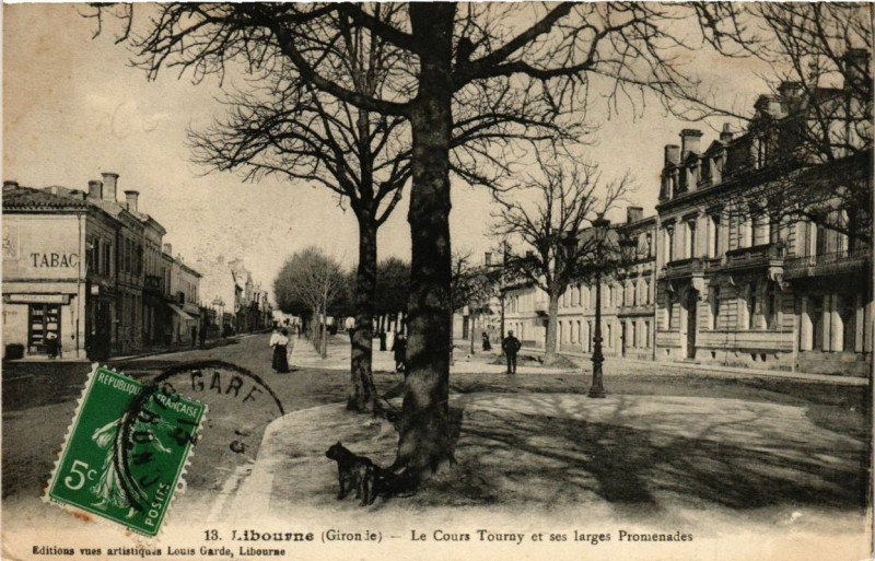 Carte postale ancienne Libourne Le Cours Tourny et ses larges Promenades à Libourne
