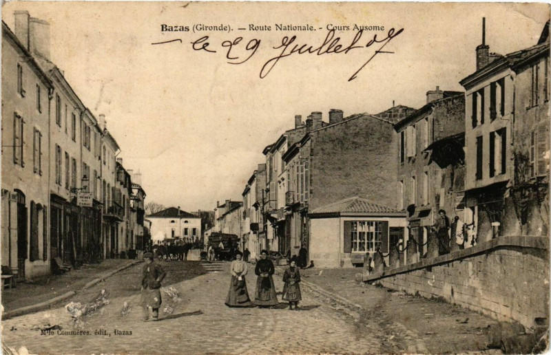 Carte postale ancienne Bazas Route Nationale-Cours Ausome à Bazas