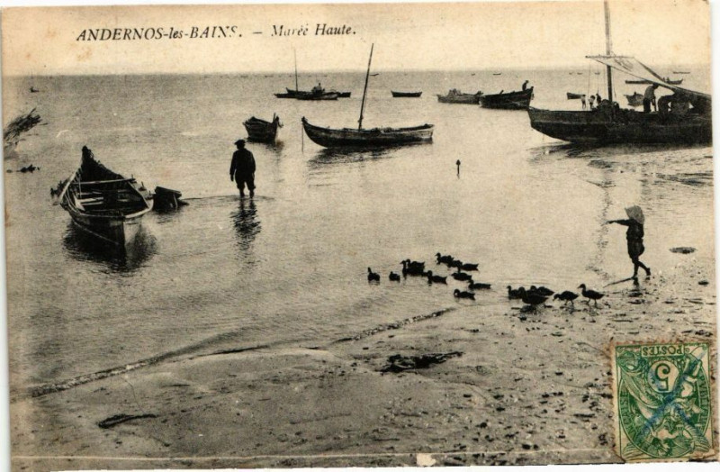 Carte postale ancienne Andernos-les-Bains - Marée Haute à Andernos-les-Bains