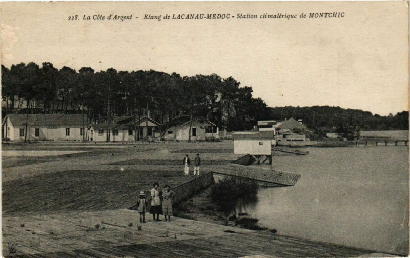 Carte postale ancienne Cote d'Argent - Etang de Lacnau-Medoc-Station climatérique de ..