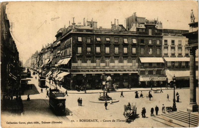 Carte postale ancienne Bordeaux - Cours de l'Intendance à Bordeaux
