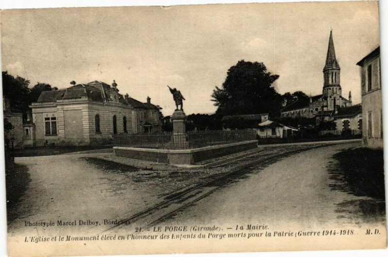 Carte postale ancienne Le Porge-la Mairie au Porge