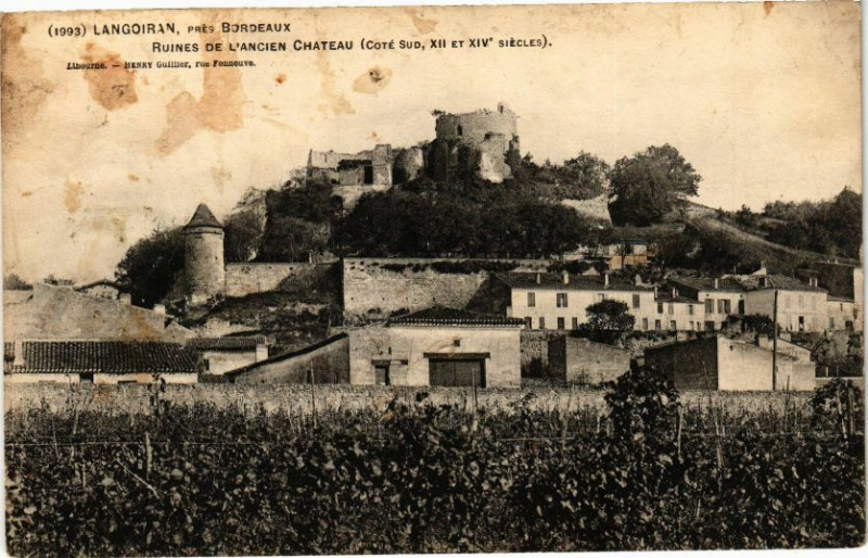 Carte postale ancienne Langoiran pres Bordeaux-Ruines de l'ancien Chateau à Langoiran