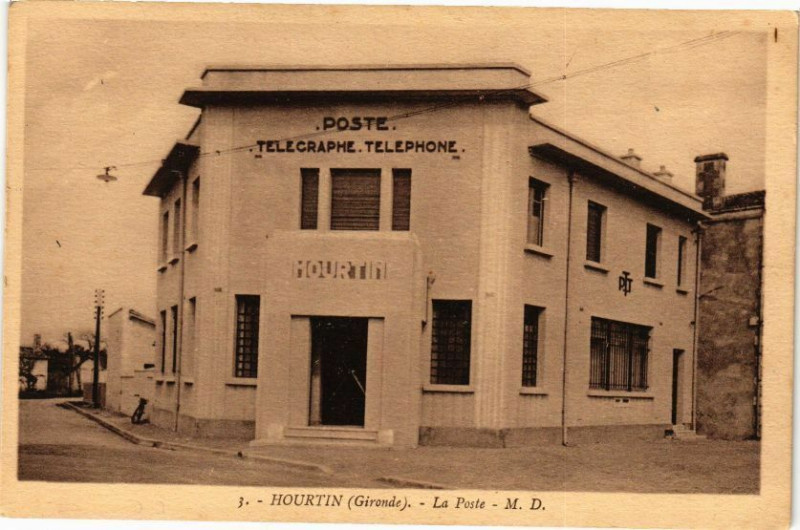 Carte postale ancienne Hourtin-La Poste-M.D. à Hourtin