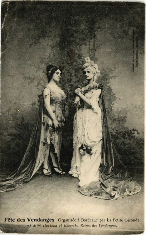 Carte postale ancienne Fete des Vendanges-Organisée a Bordeaux par La Petite Gironde à Bordeaux