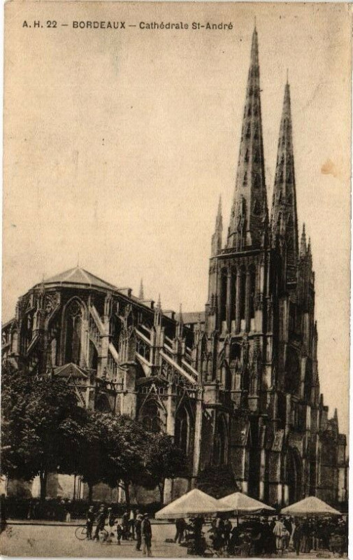 Carte postale ancienne Bordeaux-Cathédrale Saint-Andre à Bordeaux