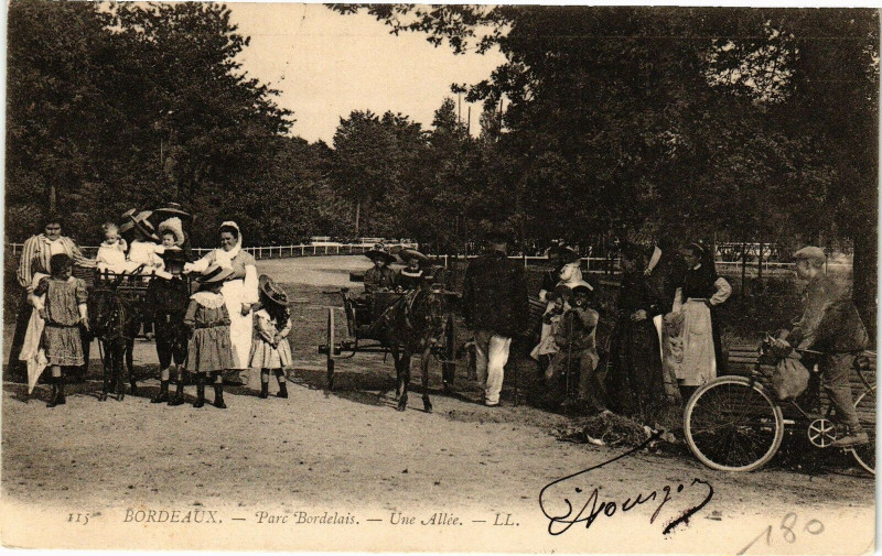 Carte postale ancienne Bordeaux - Parc bordelais à Bordeaux