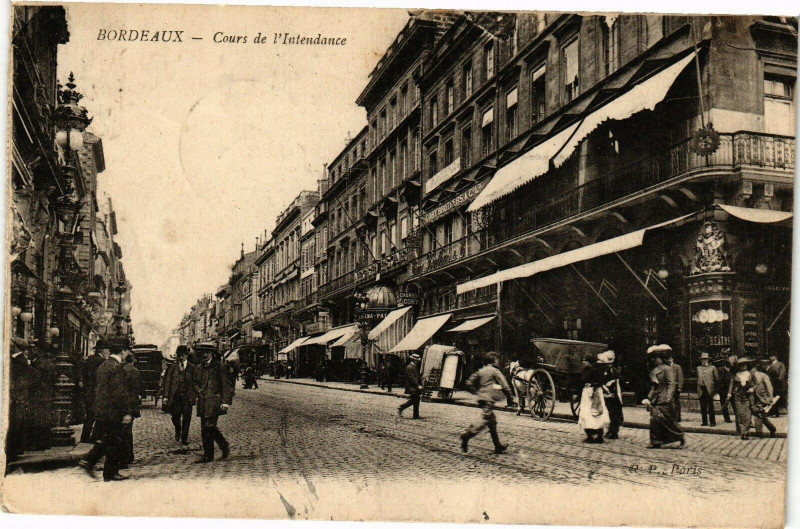 Carte postale ancienne Bordeaux - Cours de l'intendance à Bordeaux