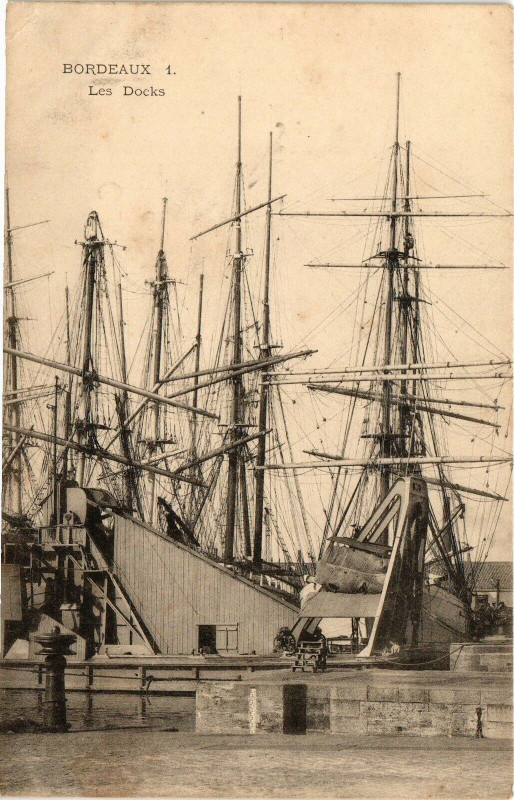 Carte postale ancienne Bordeaux - Les docks à Bordeaux