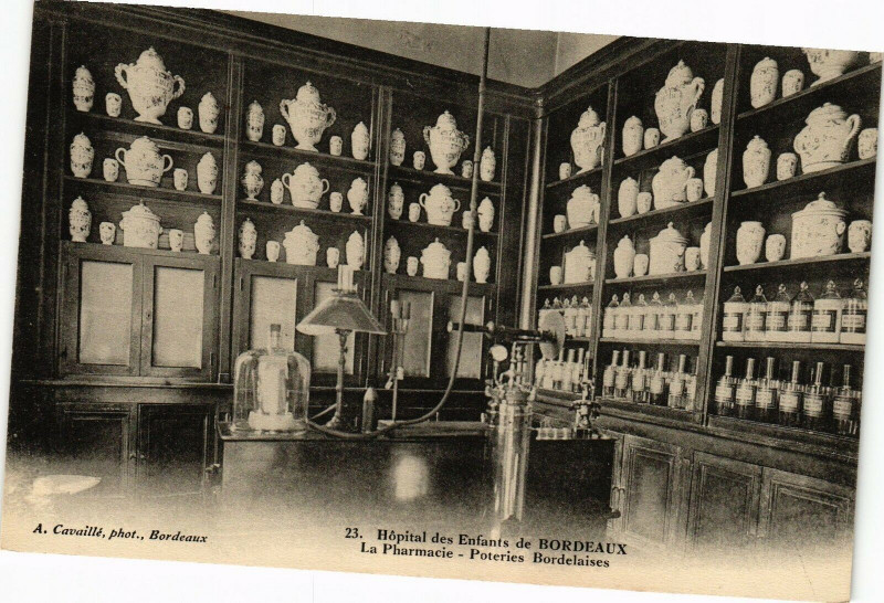 Carte postale ancienne Bordeaux - Hopital des enfants de à Bordeaux