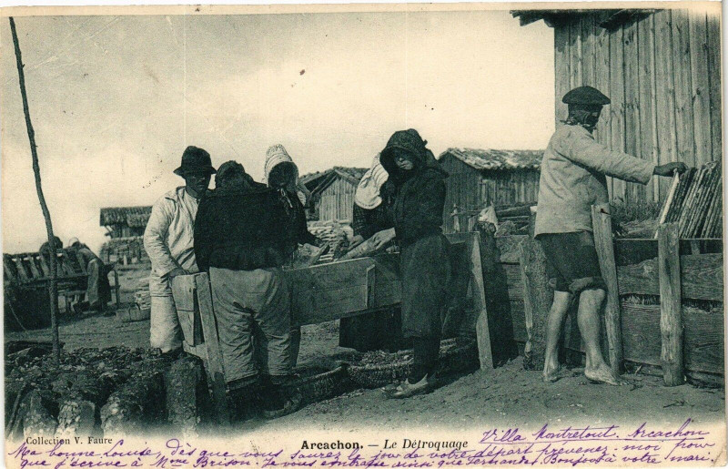 Carte postale ancienne Arcachon - Le detorquage à Arcachon