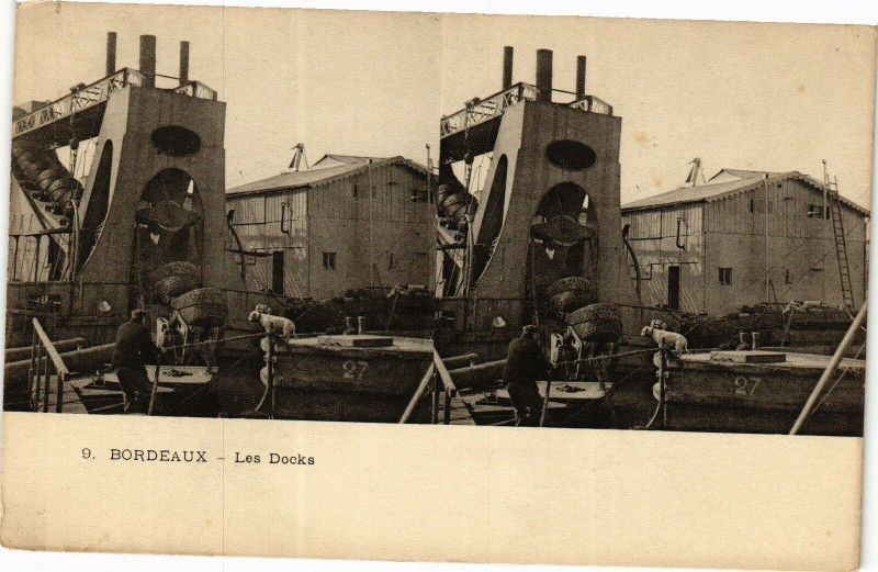 Carte postale ancienne Bordeaux - Les docks à Bordeaux