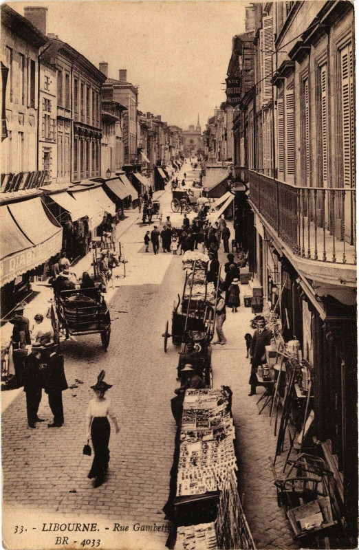 Carte postale ancienne Libourne - Rue gambetta à Libourne