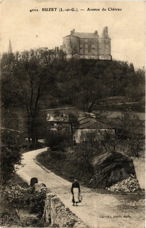 Carte postale ancienne Buzet - Avenue du Chateau