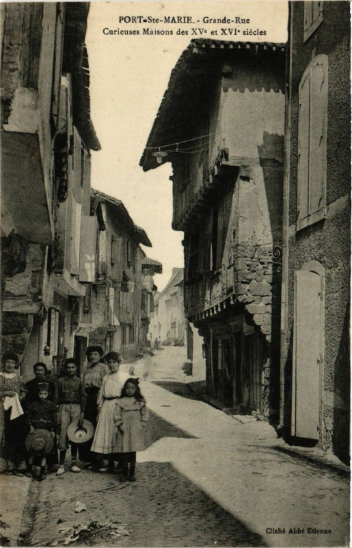 Carte postale ancienne Port-Sainte-Marie - Grande-Rue - Curieuses Maisons à Port-Sainte-Marie