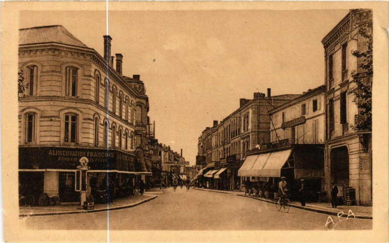 Carte postale ancienne Marmande - Rue Puygueraud à Marmande
