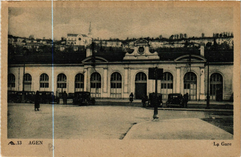 Carte postale ancienne Agen - La Gare à Agen