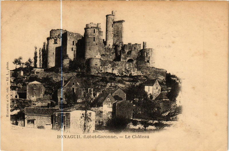 Carte postale ancienne Bonaguil - Le Chateau