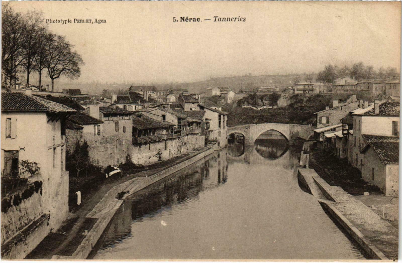 Carte postale ancienne Nerac Tanneries à Nérac