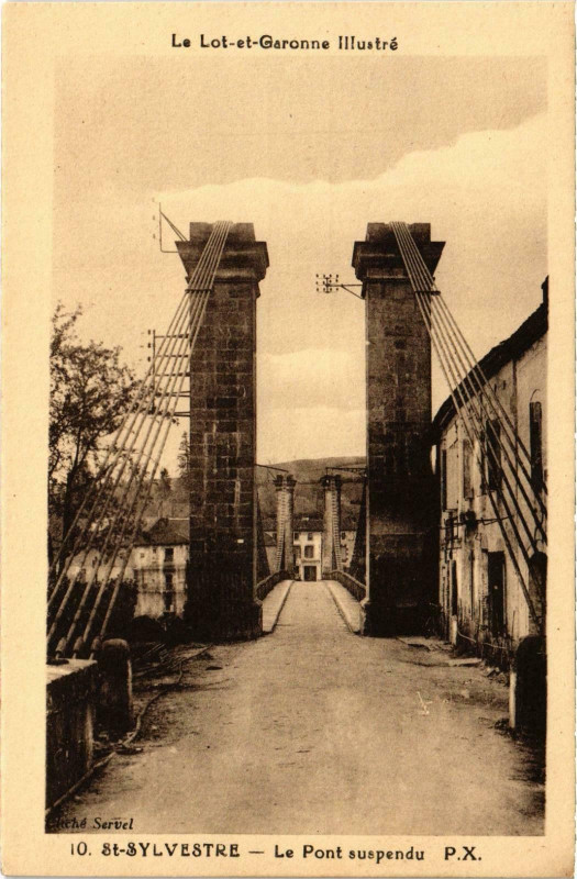 Carte postale ancienne Saint-Sylvestre Le Pont suspendu