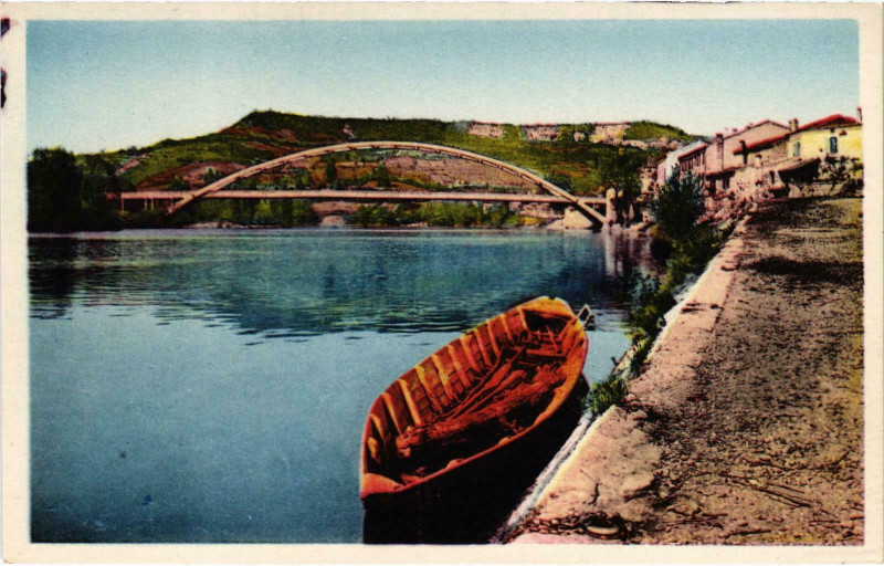 Carte postale ancienne Castelmoron Le Pont et le Rocher