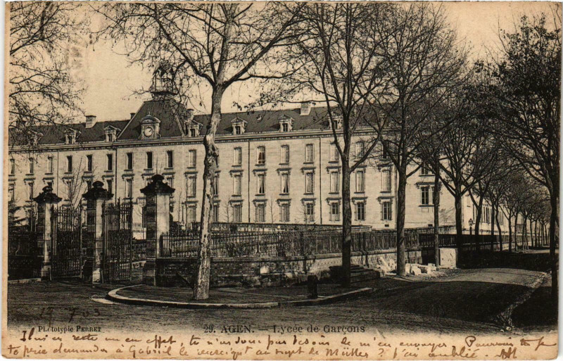 Carte postale ancienne Agen Lycée de Gracons à Agen