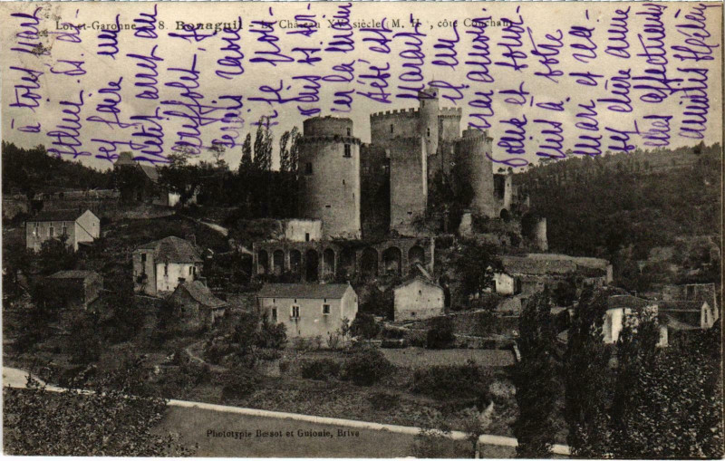 Carte postale ancienne Bonaguil Le Chateau