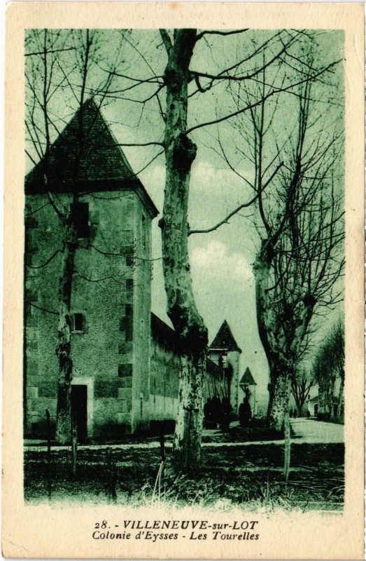 Carte postale ancienne Villemeuve-sur-Lot Colonie d'Eysses Lot et Garonne