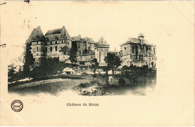 Carte postale ancienne Chateau de Biron Lot et Garonne