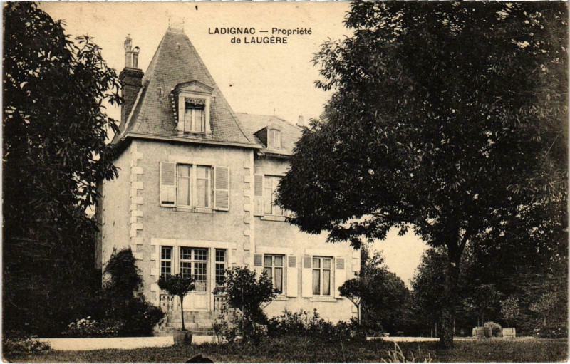 Carte postale ancienne Ladignac Propertie de Laugere Lot et Garonne
